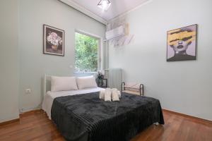 Vyronas Supreme Suite No8