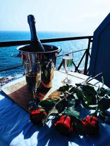 Queens Leriotis Hotel