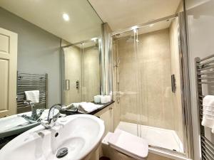 Cozy 1 bed Garden flat in the New Town City Centre