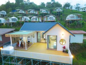 เดอะโดมโฮมสเตย์ ม่อนแจ่ม