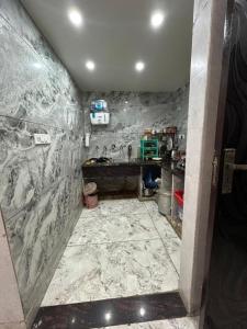 Bharti Apartments - Spacious & Luxury Stay