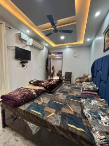 Bharti Apartments - Spacious & Luxury Stay
