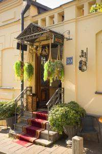 Metekhi Rise Boutique