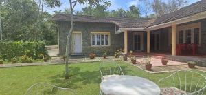 Nadhi Teera Riverside Stay