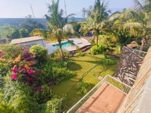 Green Courtyard Luxury Villa
