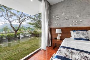 Villa 4 ngủ bể bơi riêng - Vedana Ninh Bình Resort