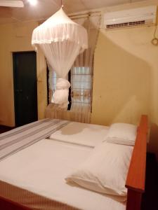 Indrani City Inn