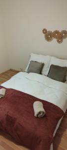 Quiet Apartment Near Prosek Metro, Line C