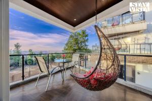 StayVista at Belleza with Pool, Lawn