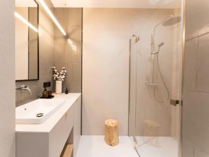 Apartment next to Wawel, Premium Stay in Central Krakow by Koletek 3