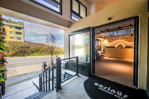 Cosinüs Airport Hotel