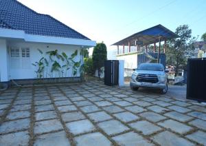 Trio Nest Vagamon With Pool