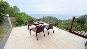 Koh Tao Studios Ocean Moon view