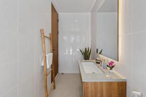 Kumarajiva 2BR Private Pool & Ricefield Views In Ubud