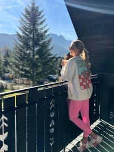 Chalet V11 by Villa 11 Folk & Design