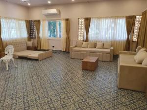 SANTINIKETAN RETREAT, Bolpur