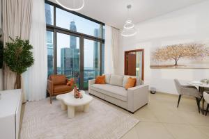 Downtown Luxury Two Bedroom Apartment I Conntected To Dubai Mall And Metro I Steps Away From Burj Khalifa I by Luxury Space