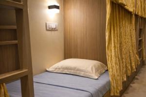 Relax Kurla Dormitory