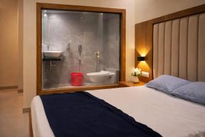 Relax Kurla Dormitory