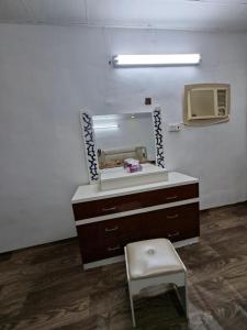 غرفه مفروشه