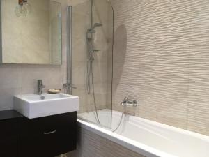 New one-bedroom apartment with terrace in the NoLo area, Metro 1 Rovereto stop