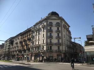 New one-bedroom apartment with terrace in the NoLo area, Metro 1 Rovereto stop