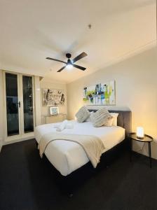 Central Station Haven - 2BED - 2BATH - Secure Parking