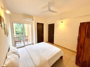 Peaceful Aesthetic 1BHK in Siolim with Forest View & Pool