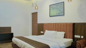 Athirapilly Ontherocks