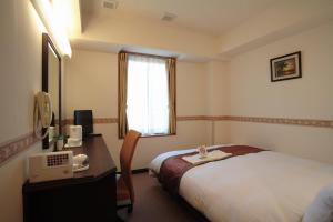 Life Inn Katsuta Station West