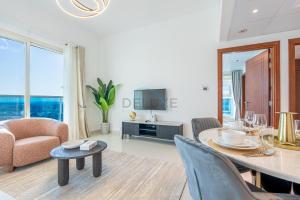 Family-Friendly Apartment, Few Minutes Drive to Dubai Marina, Miracle Garden and Mall of the Emirates - Elite Residences 4, Sports City by Deluxe Holiday Homes