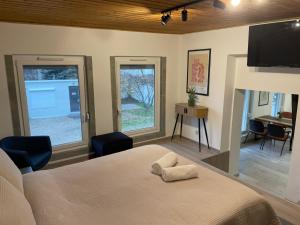 Apple Garden Studio