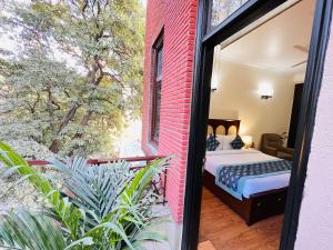 South Delhi Residency, South Extension New Delhi