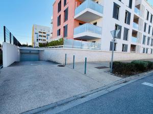 T2 récent 45m2, Parking inclus, Clim