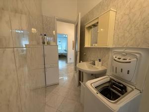 Sempice alloggio a pochi minuti dal centro storico