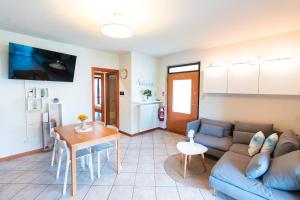 Lake View - Between Gardaland and Movieland