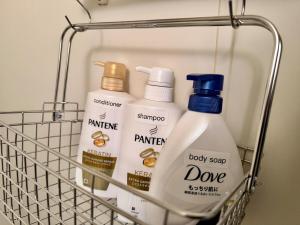 Apt 7-min Walk to Matsuyama City Station Up to 4 Guests