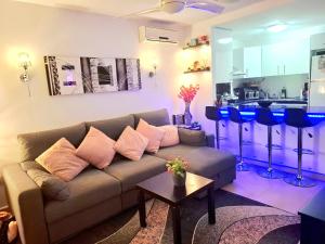 Casa Laurena, 1067, Jardin 10