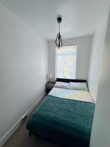 Cityscape-Cosy House By Anfield