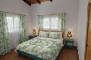 Casa los Mangos Private pool 150 m from the beach