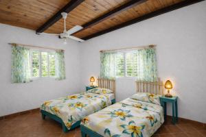 Casa los Mangos Private pool 150 m from the beach