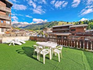 Appartement à La Clusaz - 6 pers, 3 ch, terrasse, animaux admis - FR-1-818-49