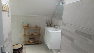 VILLARGONDRAN vélos en Maurienne garage motos