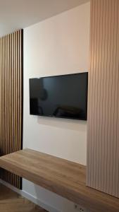 Gold Cubus Nest Apartment