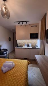 Gold Cubus Nest Apartment