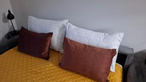 Gold Cubus Nest Apartment