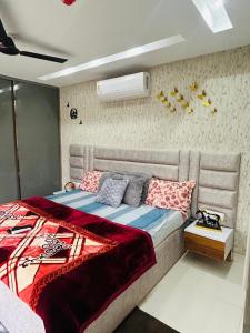 Escape to Paradise V