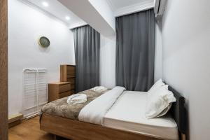 Contemporary & Historic Stay - Piata Romana