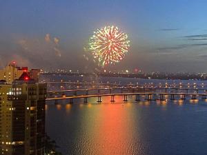 Harbor View Elite-Luxury Apartment-Amazing Views