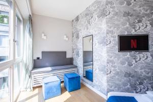 Como Lake, Center & Lakefront